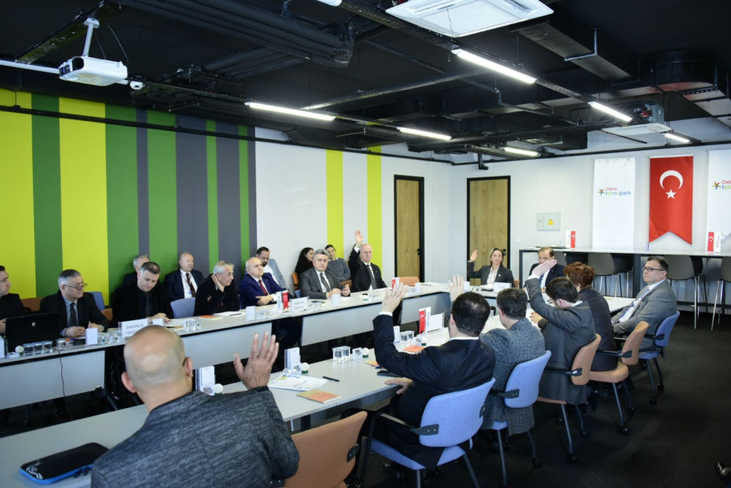 1710832313-WhatsApp Image 2024-03-18 at 15.12.14 _1_.jpg